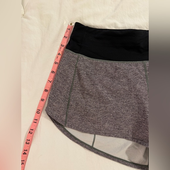 Lululemon Speed Up Shorts Size 6 - Picture 6 of 6